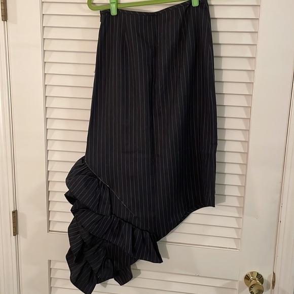 𝅺JON Skirt Cascading Zip Ruffles in Classic Yet Artsy & Contemporary Look - Picture 6 of 8